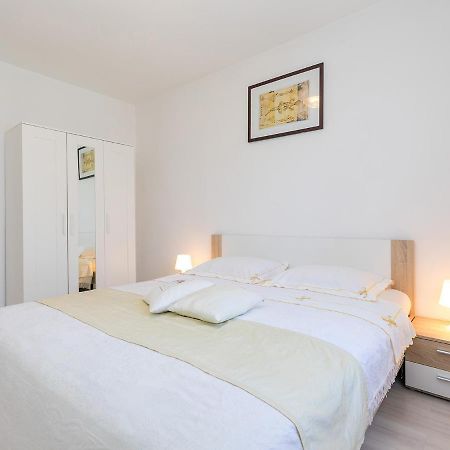 Apartments Olea ポレッチ エクステリア 写真
